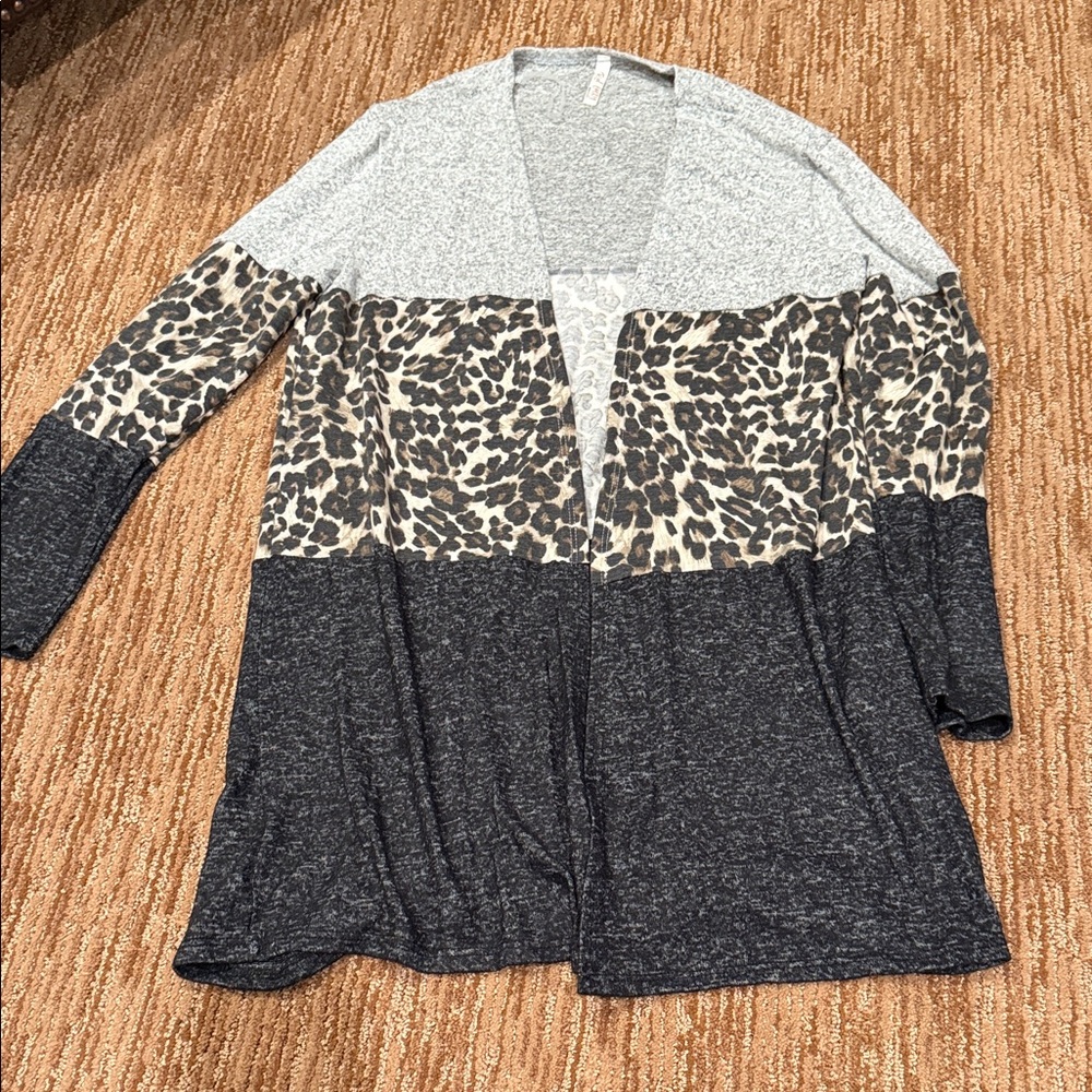 Open-Front Leopard Colorblock Cardigan - Gray/Black/Cream